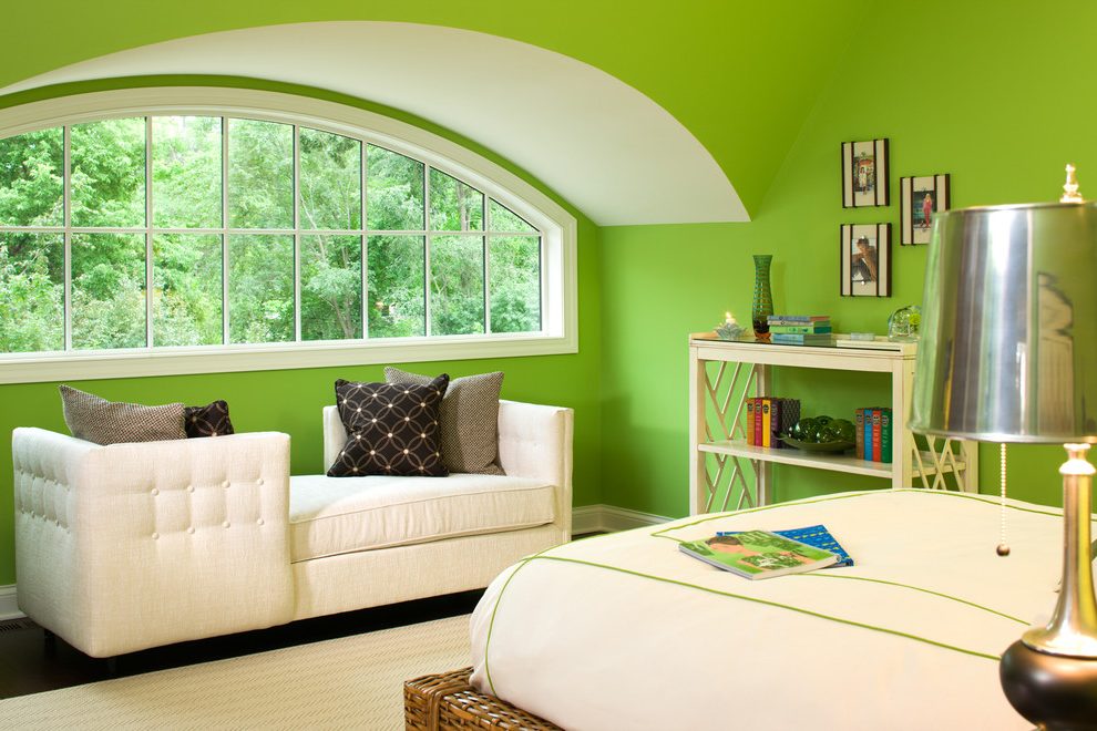 Thiết kế phòng ngủ cho người mệnh Mộc gam màu xanh lá kết hợp nội thất màu trắng tính tế, trẻ trung.