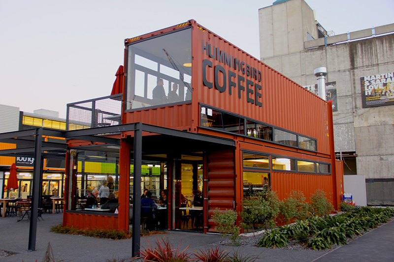 Quán cafe xây dựng từ thùng container độc đáo 2 tầng