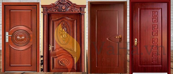 Exquisitely carved room door model